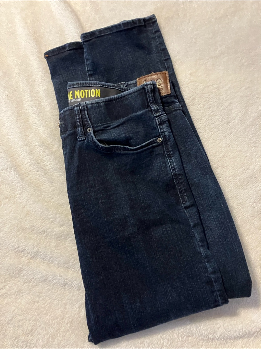 Lee Men's Dark Blue Straight Jeans with Brown Leather LEE signature belt loop